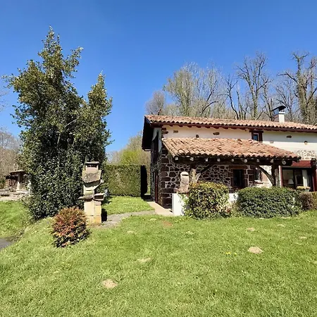 Gaztelia Saint-Jean-le-Vieux (Ain)