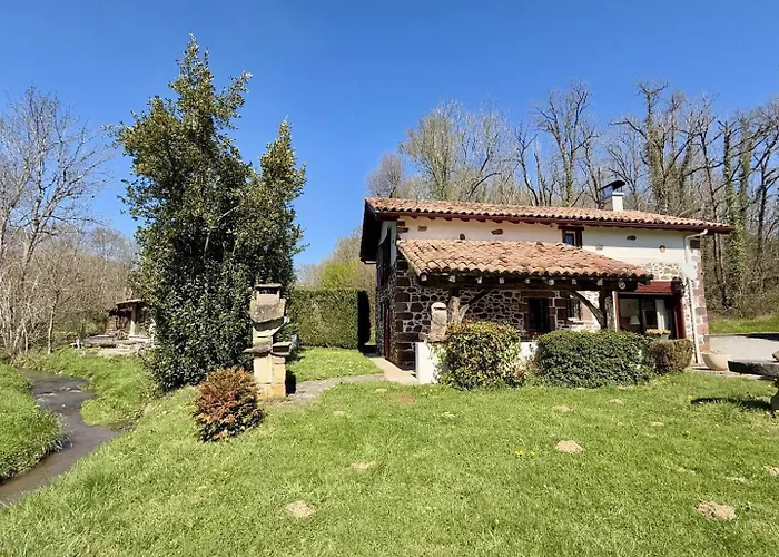 Gaztelia Saint-Jean-le-Vieux (Ain)